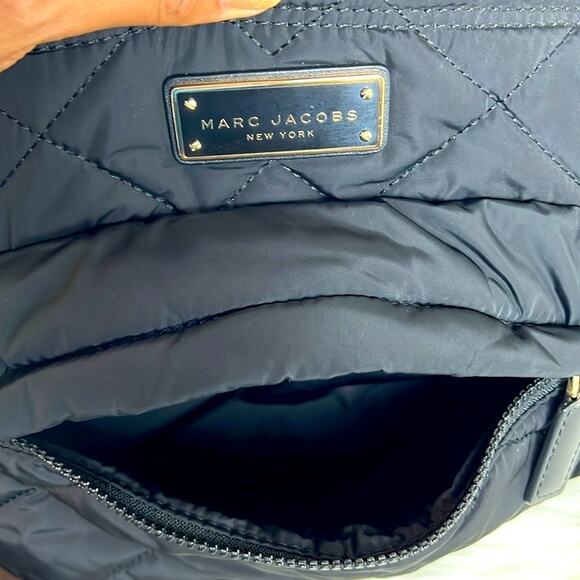 Marc Jacob’s Black Crossbody Nylon Quilted Diaper Travel Tote Bag - Picture 10 of 13